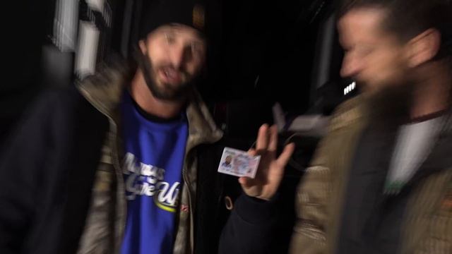 Using Fake ID with Bouncer's Face to Get Into Bar смотреть онлайн