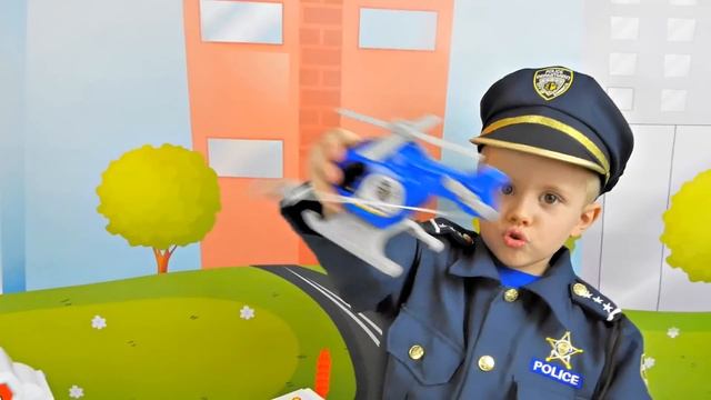 Полицейский Даник и детская форма полиции - Видео для ребёнка на канале Курносики Junior