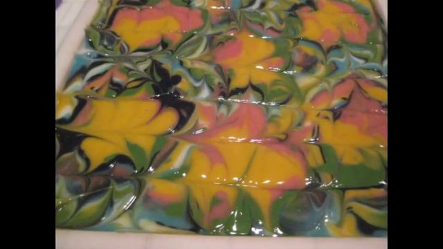 Ginger Soap Swirl смотреть онлайн