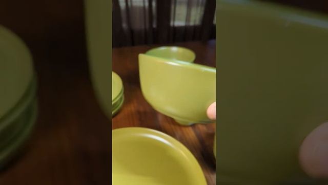 Beautiful, Durable Ceramic Stoneware Dinnerware Set - Oven, Dishwasher, Microwave Safe! смотреть онлайн