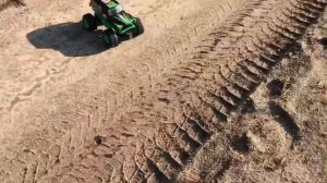 Monster Jam, Grave Digger Remote Control/Монстр траки,испытание монстр трака на радиоуправлении.