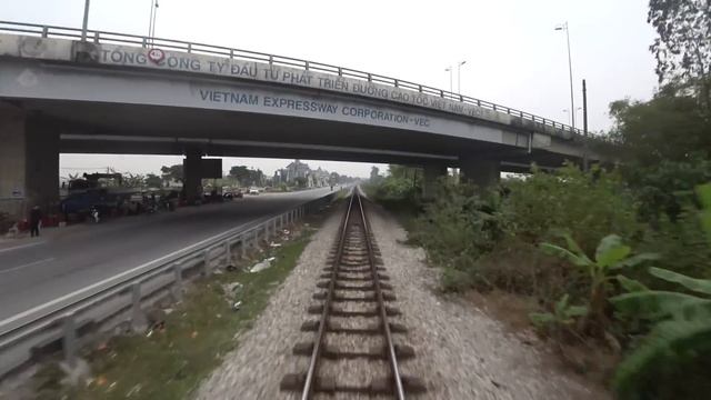 Train Driver record SE5 Hanoi - Ninh Binh (2017) смотреть онлайн