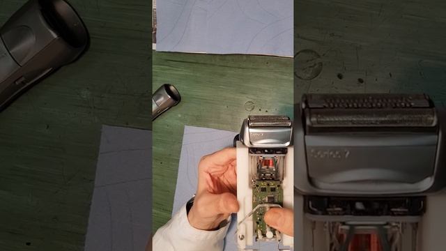 Ремонт бритвы Braun Serie 7. 5794.Замена тримера. Синхронизация платы с двигателем плавающей головк смотреть онлайн
