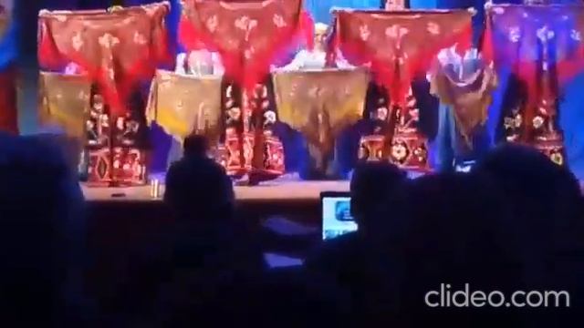 Танцевальный коллектив «Ильхам» «Русские узоры» смотреть онлайн