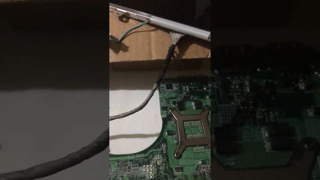 COLLEGAMENTI MONITOR LCD ACER ASPIRE5600 смотреть онлайн