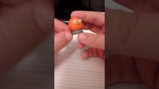 Фигурки из полимерной глины: растения против зомби