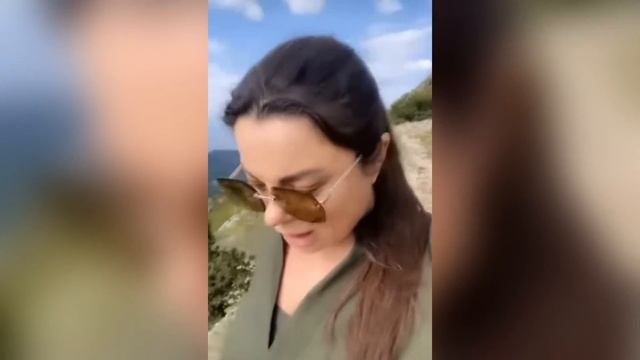 «Надоел»: Королева об уходе от Тарзана смотреть онлайн