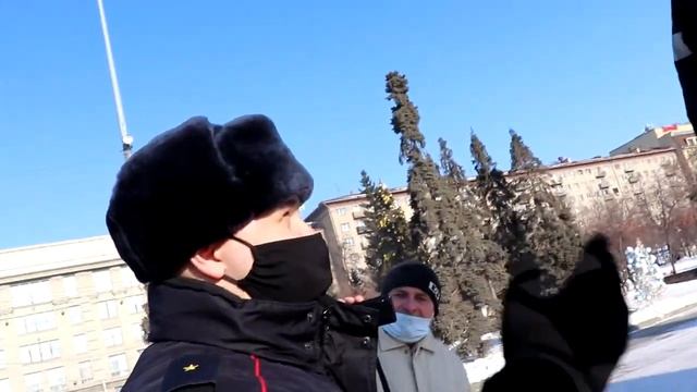 Полиция запретила одиночные пикеты в Новосибирске смотреть онлайн