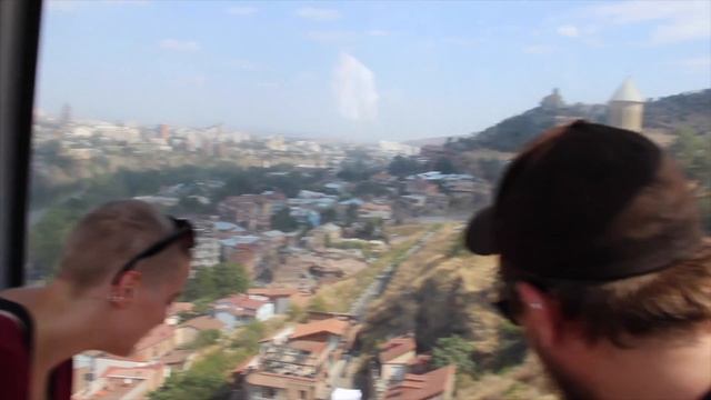 Tbilisi VLOG #1: Где поесть? Что посмотреть? ? Босиком по крепости смотреть онлайн