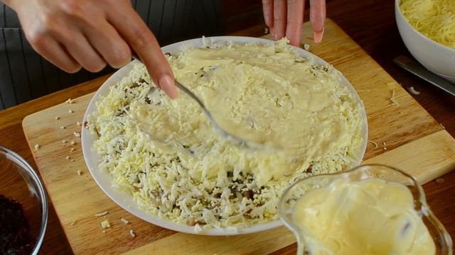 ВКУСНЕЙШАЯ нежнейшая СЕЛЕДКА ПОД ШУБОЙ Пошаговый рецепт Готовить просто с Люсьеной Dressed Herrin смотреть онлайн