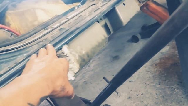 Замена порогов на БМВ Е39... смотреть онлайн