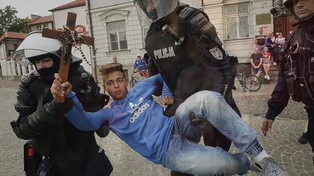 Розарий – спасательный круг смотреть онлайн