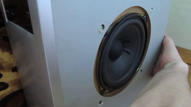 Стреляет Сабвуфер 3Nod Tlr-325 2.1 Tda2030A смотреть онлайн