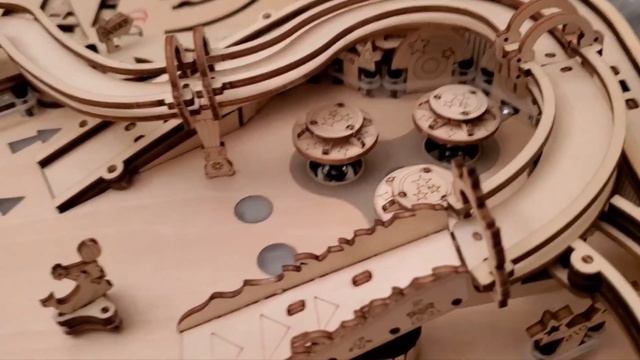 Rokr 3D Pinball Machine Wood Kit смотреть онлайн