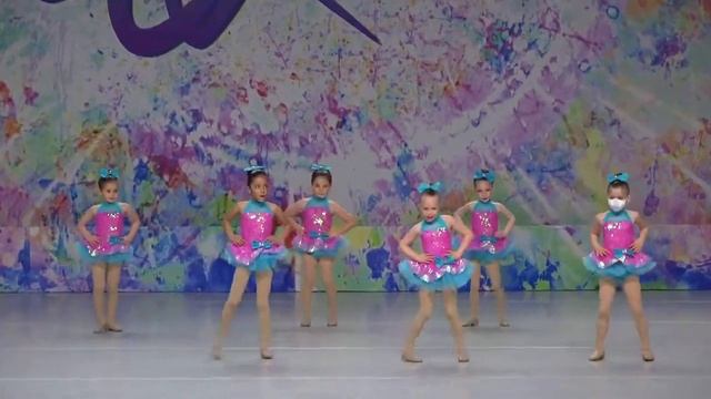 Kindergarten Jazz- Mambo No. 5 смотреть онлайн