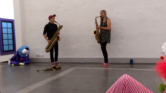 Linda Fredriksson & Adele Sauros Taidehallissa 2019 (ViaporiJazz) смотреть онлайн
