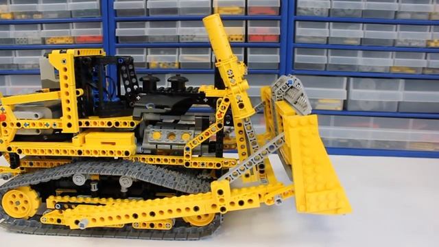 LEGO Technic Bulldozer 8275 Review – Моторизованный Бульдозер – Легенды ЛЕГО Техник – Обзор №8 смотреть онлайн