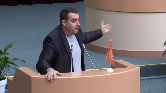 Депутат Анидалов отчитал и спросил чиновников: ВЫ КУДА ДЕНЬГИ ВЫДЕЛЯЕТЕ? СБЕРБАНКУ ВМЕСТО НАРОДА?!