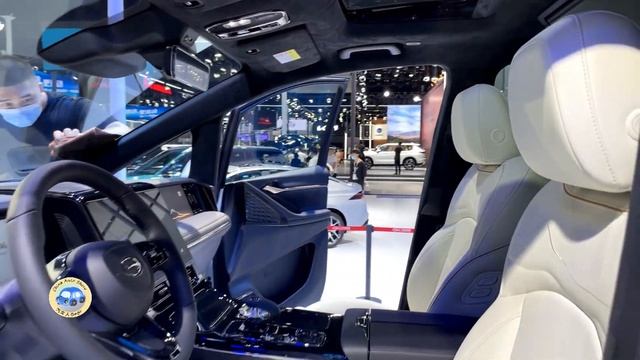 2023 GAC Trumpchi M8 Hybrid MPV Walkaround—2023 Shanghai Motor Show смотреть онлайн