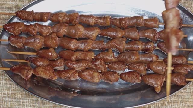 СЕРДЕЧКИ КУРИНЫЕ горячего копчения смотреть онлайн