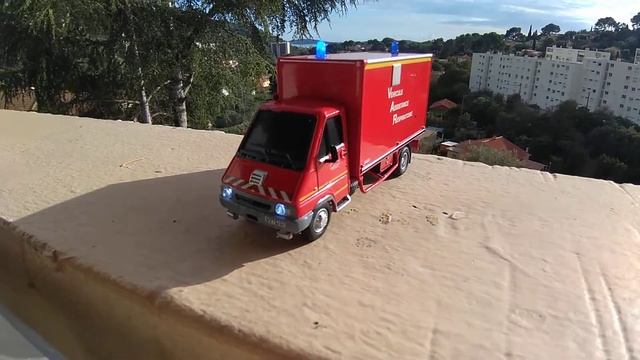 camion pompier Renault master VAR véhicule assistance respiratoire 1/57 équipé gyroled смотреть онлайн