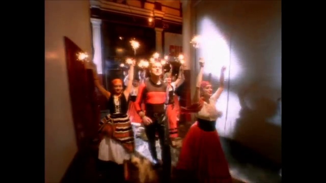 Erasure - Love To Hate You (Official Video) смотреть онлайн