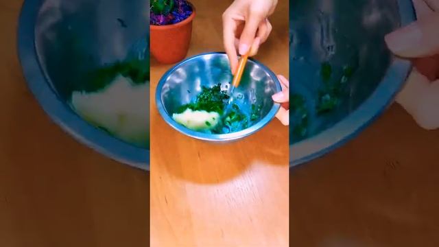 Чесночный хлеб - простой рецепт! Мягкий багет с хрустящей корочкой и чесночно-сливочным ароматом смотреть онлайн