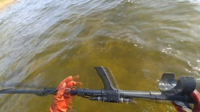 Пошук золота з металошукачем Крот смарт під водою в Україні смотреть онлайн