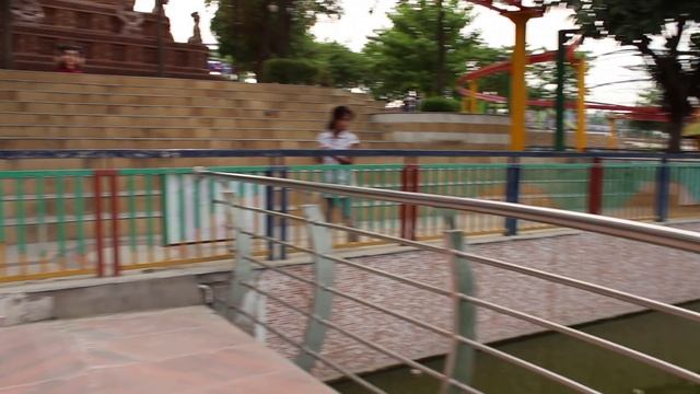 BLUE WORLD THEME PARK KANPUR "INSIDER STORY" смотреть онлайн