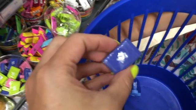 24 часа ТОЛЬКО ЖЕЛТАЯ КАНЦЕЛЯРИЯ vs СИНЯЯ КАНЦЕЛЯРИЯ / Back to school ШКОЛА / НАША МАША смотреть онлайн