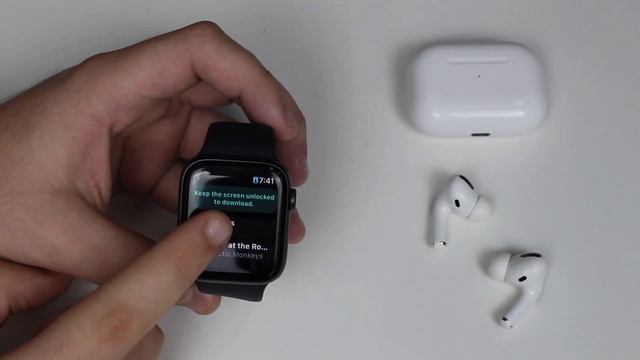 Listen To Music Offline On Your Apple Watch WITHOUT Apple Music!!