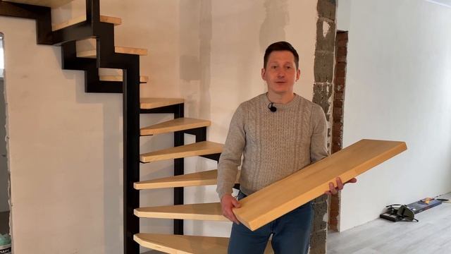 Компактная Лестница на металлокарксе /металлокаркас на ломанном косоуре/малогабаритная лестница смотреть онлайн