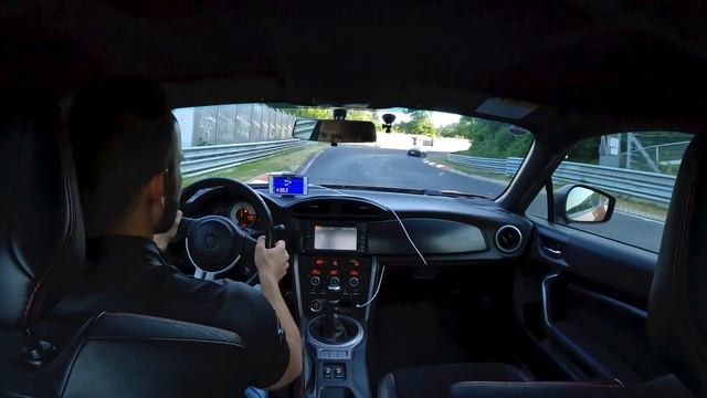 Sériová Toyota GT86 - Nürburgring Nordschleife - 9:00 BTG смотреть онлайн