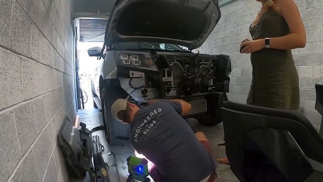 Nissan Navara Facelift (2021) Pro4x Warrior Bullbar Installation смотреть онлайн
