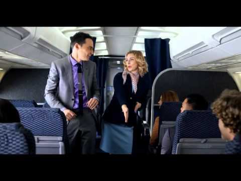 Смешная реклама с Джимом Парсонсом [Бортпроводник] (озвучено по версии Кураж-Бамбей) смотреть онлайн