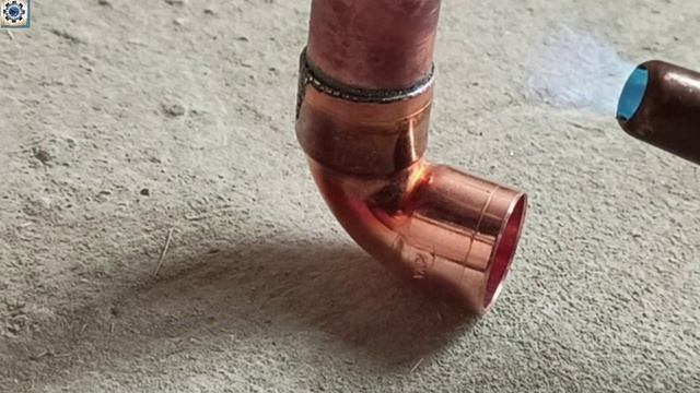 Медные трубы.Как спаять систему отопления или водоснабжения из меди.Процесс пайки медных труб.