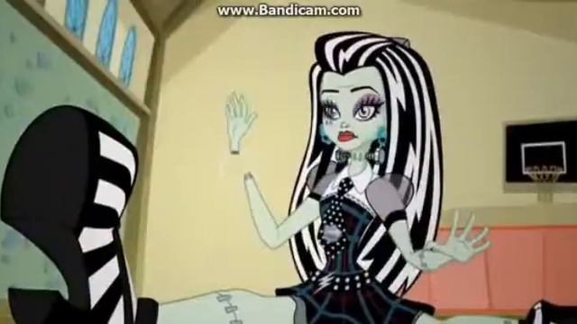 Monster High 1х03 «Группа поддержки ужасов» смотреть онлайн