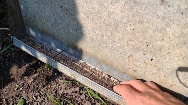 БУНКЕРНЫЕ КОРМУШКИ.Сравнение,обзор и опыт эксплуатации. смотреть онлайн