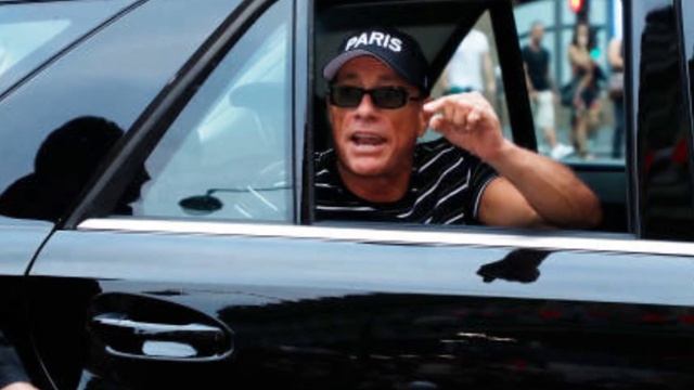 R.I.P. Jean-Claude Van Damme (62 years old) Died At A Very Young Age After Suffering From This смотреть онлайн