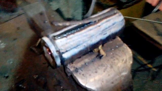 Восстанавливаем шкворень( палец ) с Т 150 . смотреть онлайн