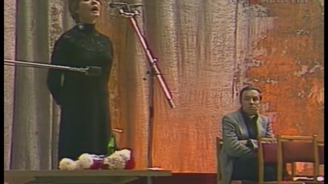 Белла Ахмадулина. Мои товарищи (отрывок) смотреть онлайн