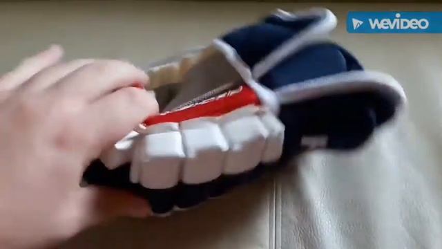 Хоккейные перчатки FISСHER SX9 смотреть онлайн