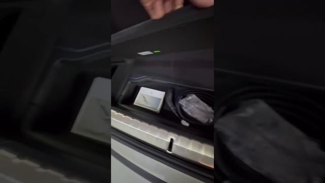 Porsche Taycan GTS Sport Turismo 2023 цвет Crayon