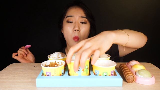 SUB) 베스킨라빈스 아이스크림, 아이스크림 빵, 아이스크림 떡 먹방 ASMR MOCHI, MACARON ICE CREAM DESSERT MUKBANG EATINGSOUONDS смотреть онлайн