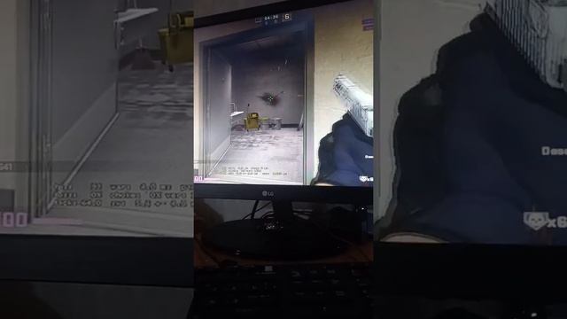 Очень долго тренился и блин именно на камеру получилось плохо CSGO смотреть онлайн