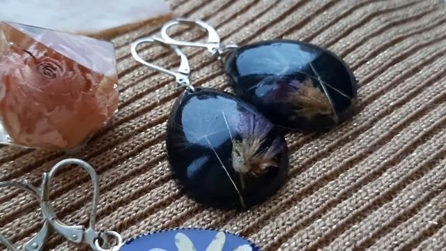 СЕРЬГИ и КУЛОНЫ из ЭПОКСИДНОЙ СМОЛЫ и настоящих растений / УКРАШЕНИЯ РУЧНОЙ РАБОТЫ / Handmade смотреть онлайн