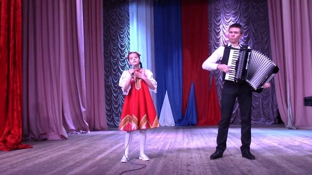 Антоненко Алиса "Красно солнышко" муз.П.Аедоницкий,сл.И.Шаферан смотреть онлайн