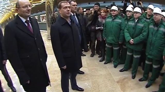Открытие новой станции метро в Екатеринбурге смотреть онлайн