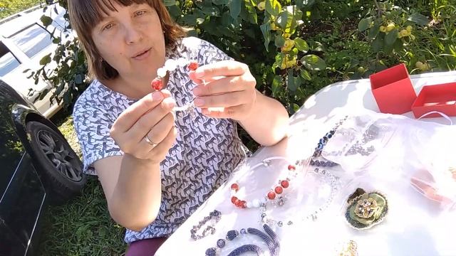 Встреча со Светланой. Примерка украшений. Чтение стихов автором. смотреть онлайн