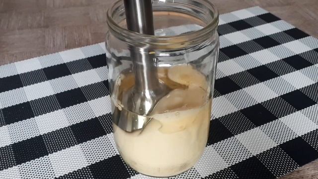 Домашний майонез за 2 минуты/// Самый простой способ приготовления. смотреть онлайн